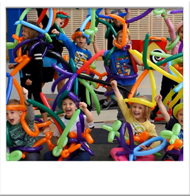 Kids entertainment with balloon twisting